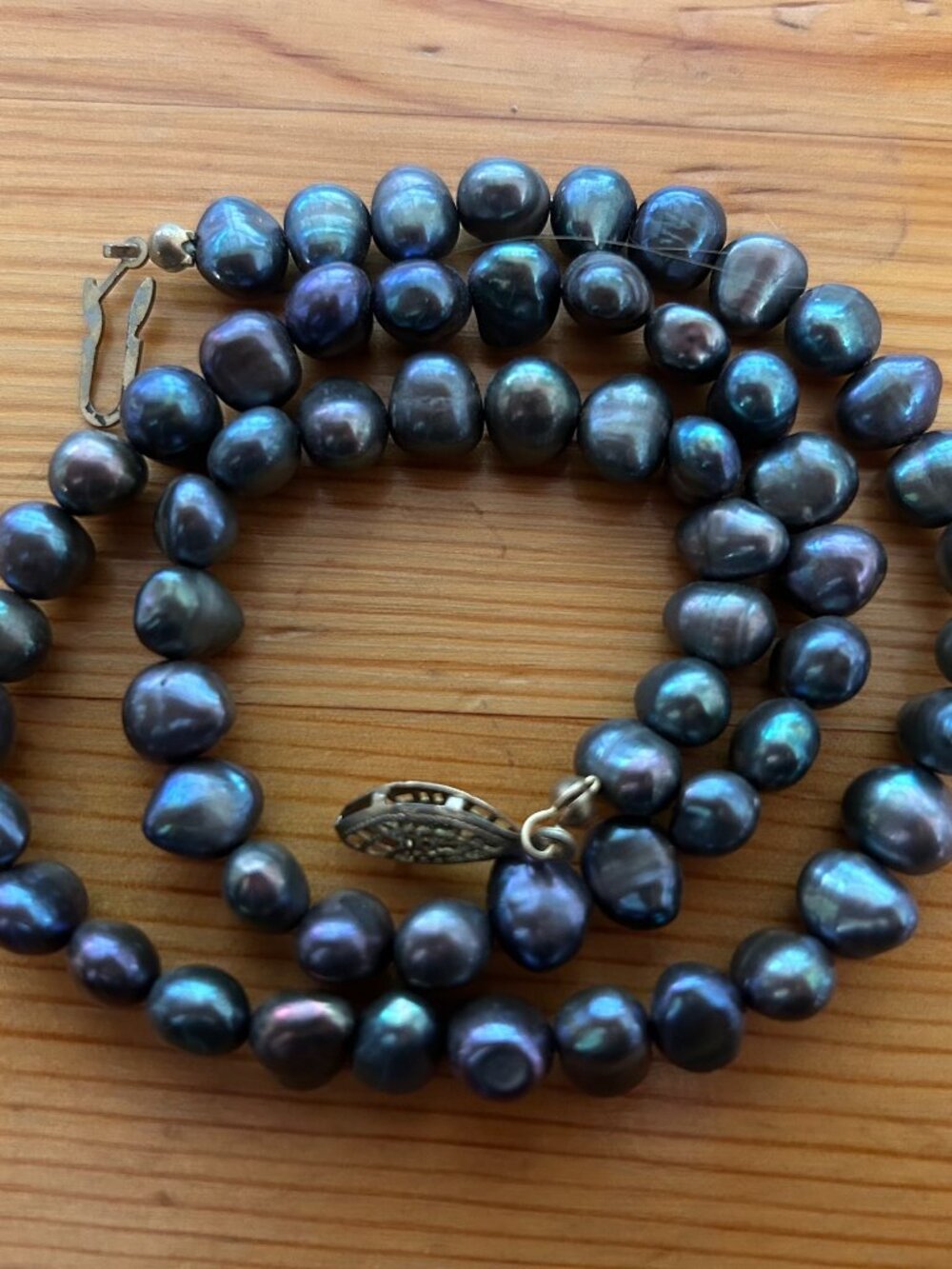 Black pearl necklace